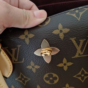 Brandnew Louis Vuitton flower tote monogram